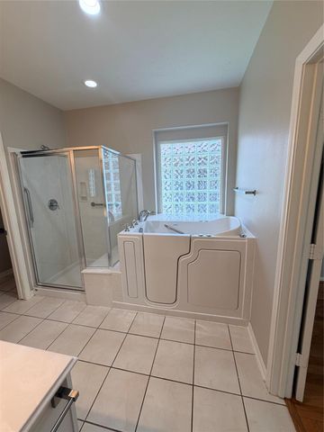 1504 N Marsala Drive, Pearland, TX 77581