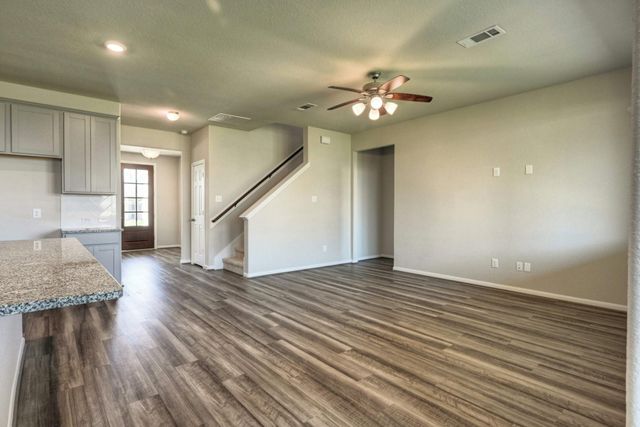 2642 Blue Abbot Drive, Fresno, TX 77545