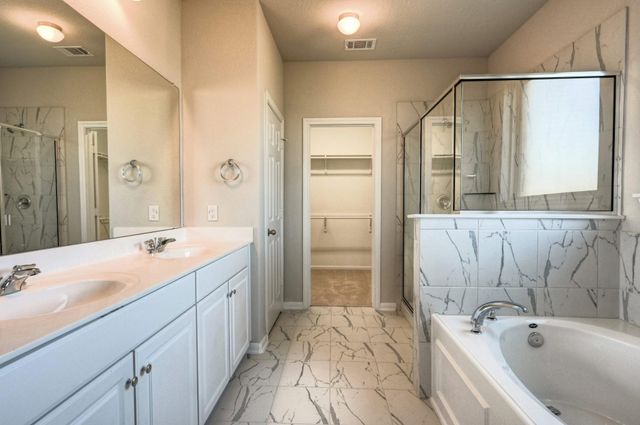 2642 Blue Abbot Drive, Fresno, TX 77545