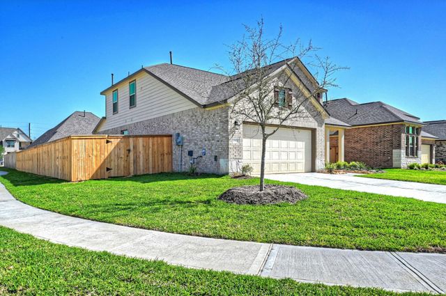 2642 Blue Abbot Drive, Fresno, TX 77545