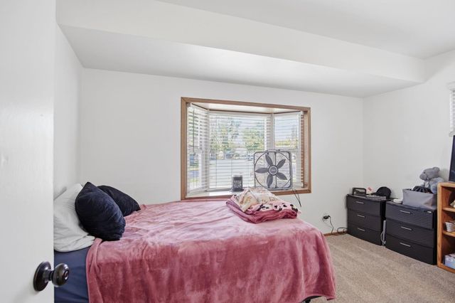 524 Ribier Ave, Modesto, CA 95350