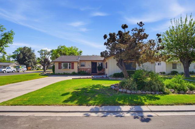 524 Ribier Ave, Modesto, CA 95350
