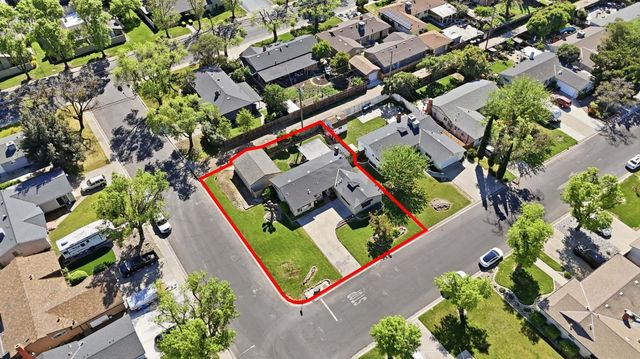 524 Ribier Ave, Modesto, CA 95350