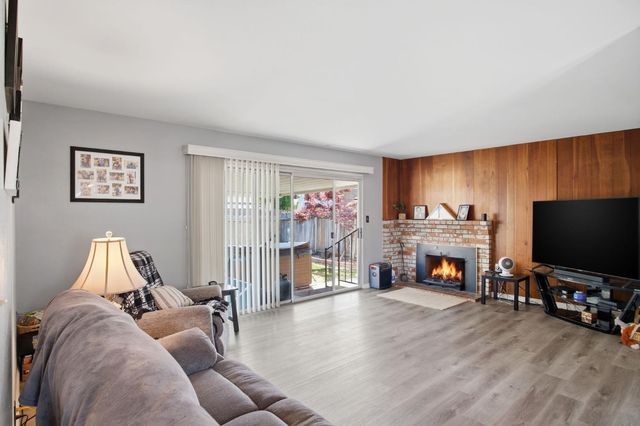 524 Ribier Ave, Modesto, CA 95350