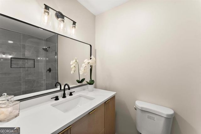 530 Wexwood Drive, Riverdale, GA 30274