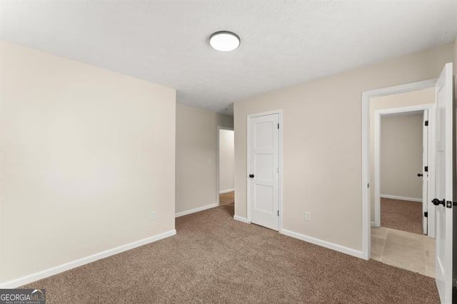 530 Wexwood Drive, Riverdale, GA 30274