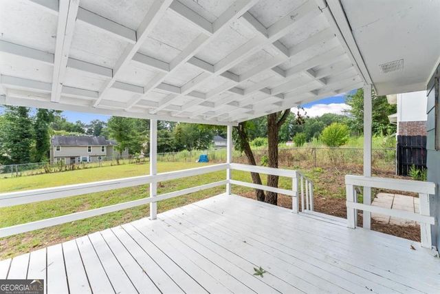 530 Wexwood Drive, Riverdale, GA 30274