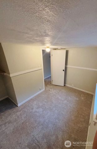 2101 E 33rd Street, Vancouver, WA 98663
