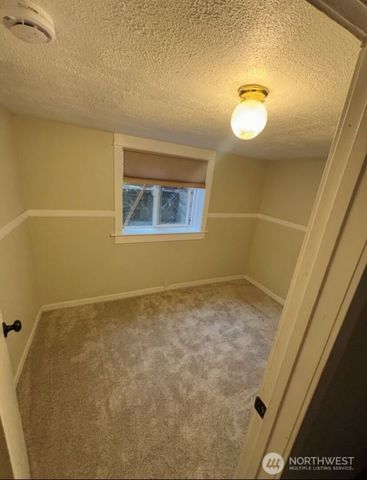 2101 E 33rd Street, Vancouver, WA 98663