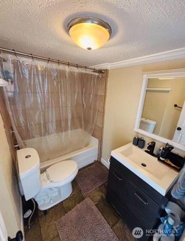 2101 E 33rd Street, Vancouver, WA 98663