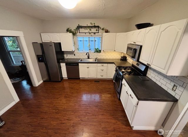 2101 E 33rd Street, Vancouver, WA 98663