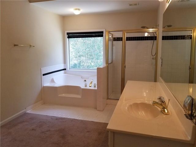 2828 OGLETHORPE RUN Square, Suwanee, GA 30024