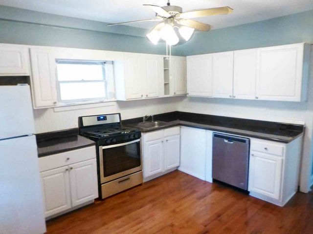 2839 N Central Park Avenue, Chicago, IL 60618