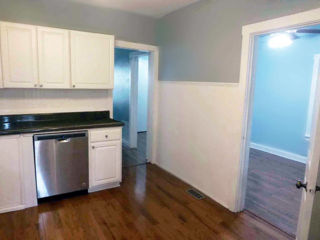 2839 N Central Park Avenue, Chicago, IL 60618