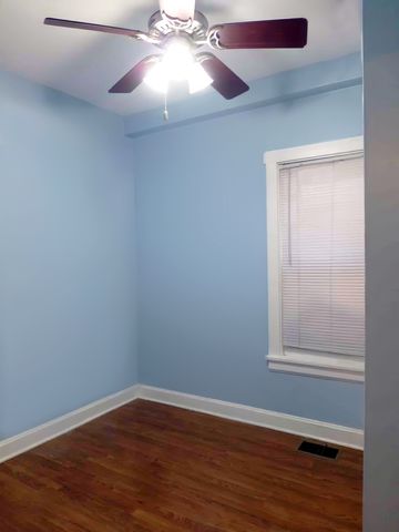 2839 N Central Park Avenue, Chicago, IL 60618