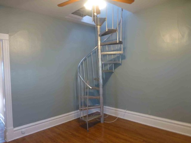 2839 N Central Park Avenue, Chicago, IL 60618