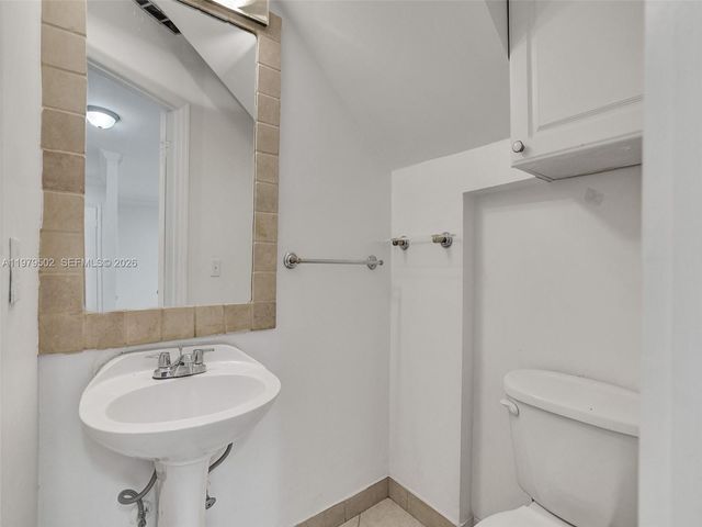 3745 Piccadilly St 114, Hollywood, FL 33021