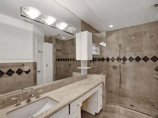 3745 Piccadilly St 114, Hollywood, FL 33021