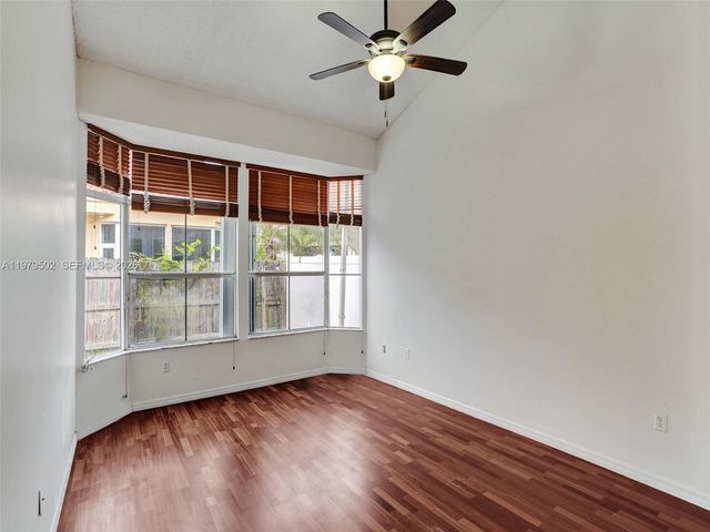 3745 Piccadilly St 114, Hollywood, FL 33021