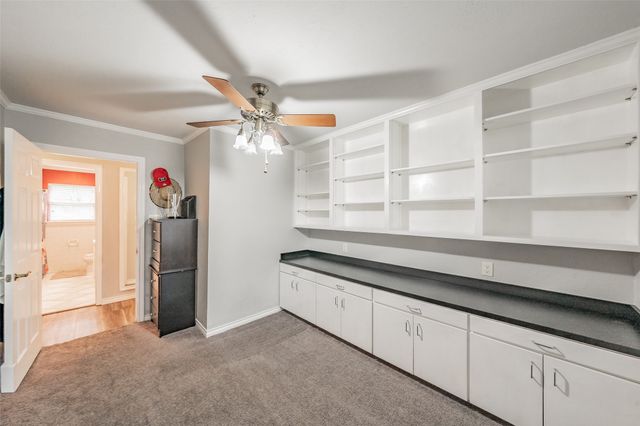 1009 Zelda, Hurst, TX 76053