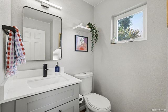 524 S Osceola Street, Denver, CO 80219