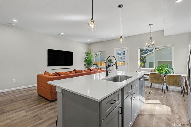 524 S Osceola Street, Denver, CO 80219
