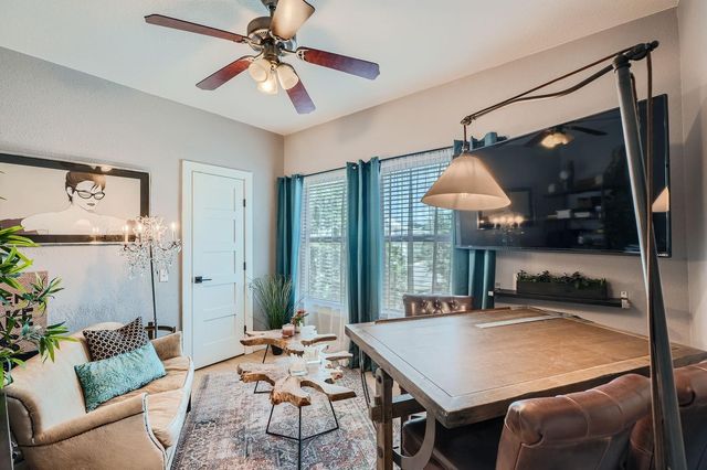 1901 New York Ave A, Austin, TX 78702