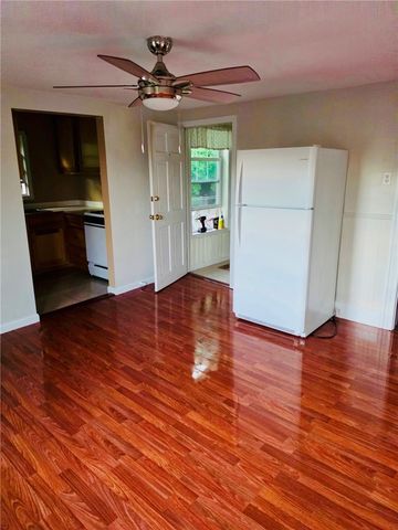 31 Roma Street, Bristol, RI 02809