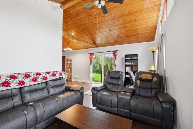 33015 Bohner DRIVE, Burlington, WI 53105