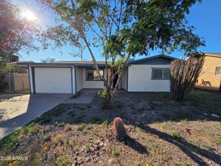 1880 S COCONINO Drive, Apache Junction, AZ 85120