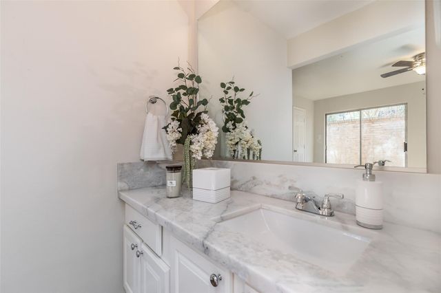 46 N Deerfoot Circle, The Woodlands, TX 77380
