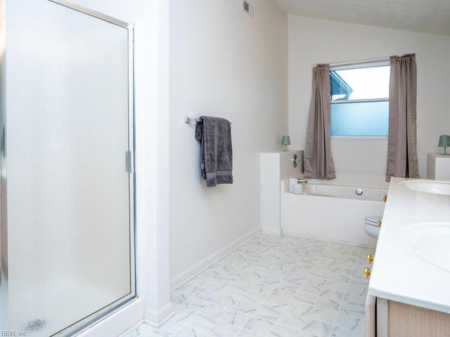 202 Baron BLVD, Suffolk, VA 23435