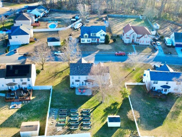 202 Baron BLVD, Suffolk, VA 23435