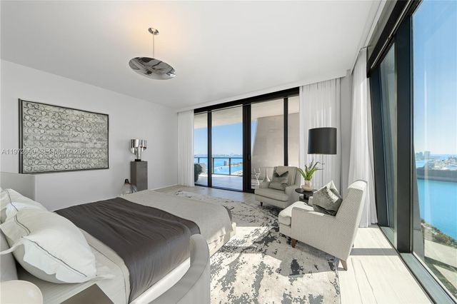 1000 Biscayne Blvd 3201, Miami, FL 33132