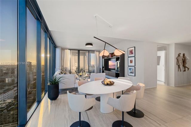 1000 Biscayne Blvd 3201, Miami, FL 33132