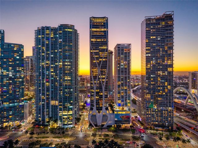 1000 Biscayne Blvd 3201, Miami, FL 33132