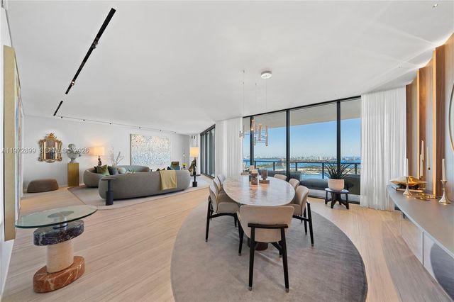 1000 Biscayne Blvd 3201, Miami, FL 33132