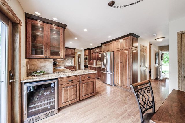 14240 Radiant COURT, Brookfield, WI 53005