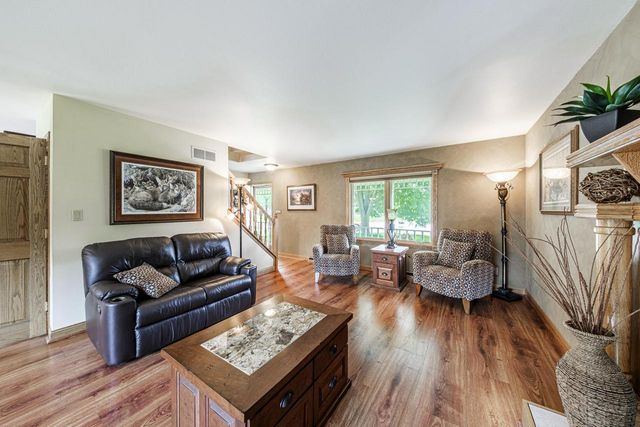 14240 Radiant COURT, Brookfield, WI 53005
