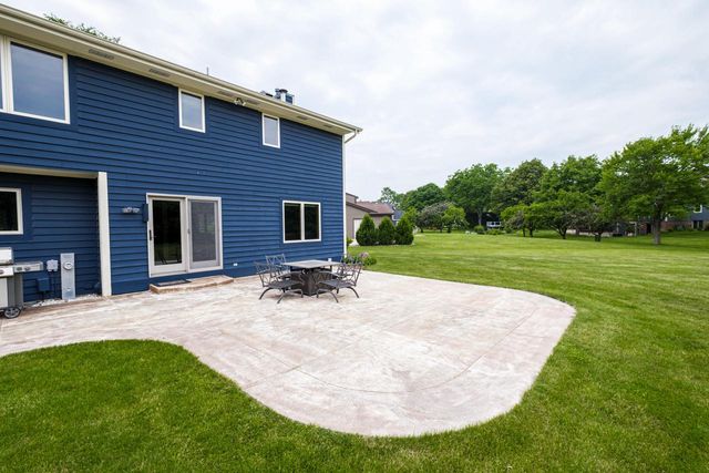 14240 Radiant COURT, Brookfield, WI 53005