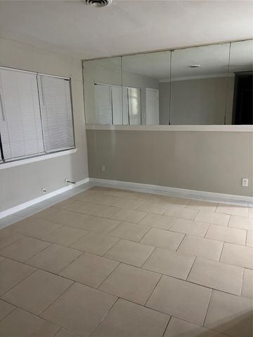 4122 Ebbtide Drive, Houston, TX 77045