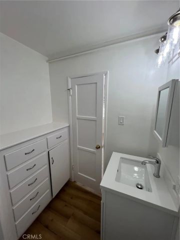 75 Granada, Long Beach, CA 90803