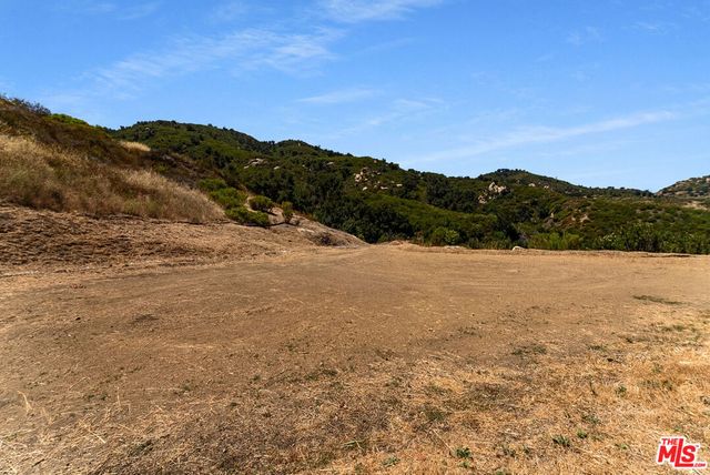30890 Mulholland Highway, Malibu, CA 90265
