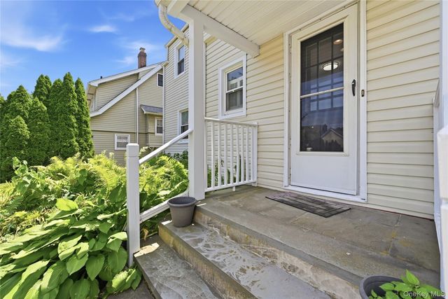 63 Andrew Street, Manhasset, NY 11030