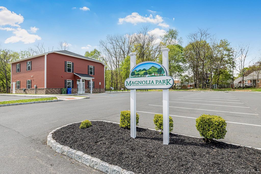19 Magnolia Park Road, Middletown, NY 10940