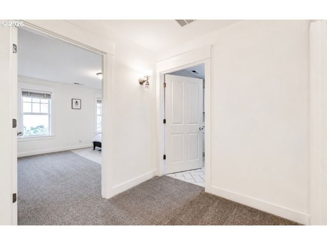 5378 HICKORY HILL Dr Se, Salem, OR 97306