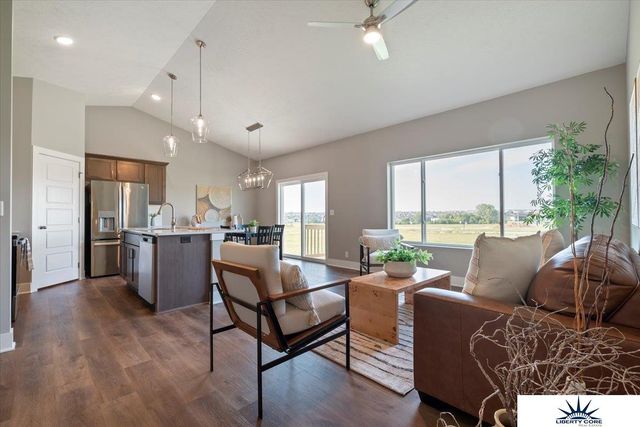 9617 N 167th Street, Bennington, NE 68007