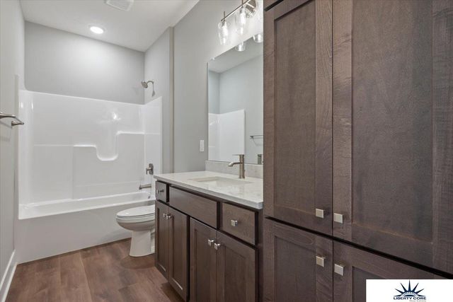 9617 N 167th Street, Bennington, NE 68007