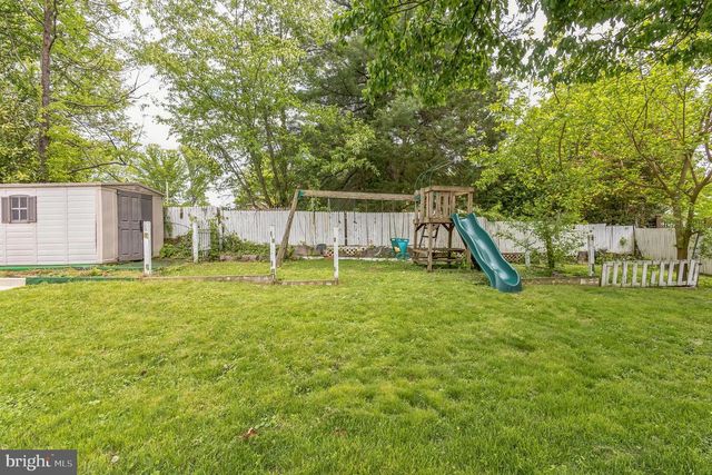 13905 PARKLAND DR, Rockville, MD 20853