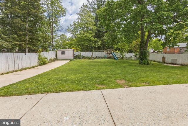 13905 PARKLAND DR, Rockville, MD 20853